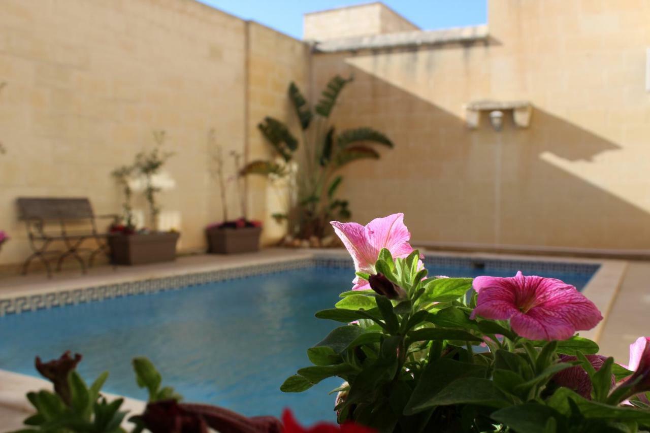 Tonella B&B Mellieħa Екстериор снимка