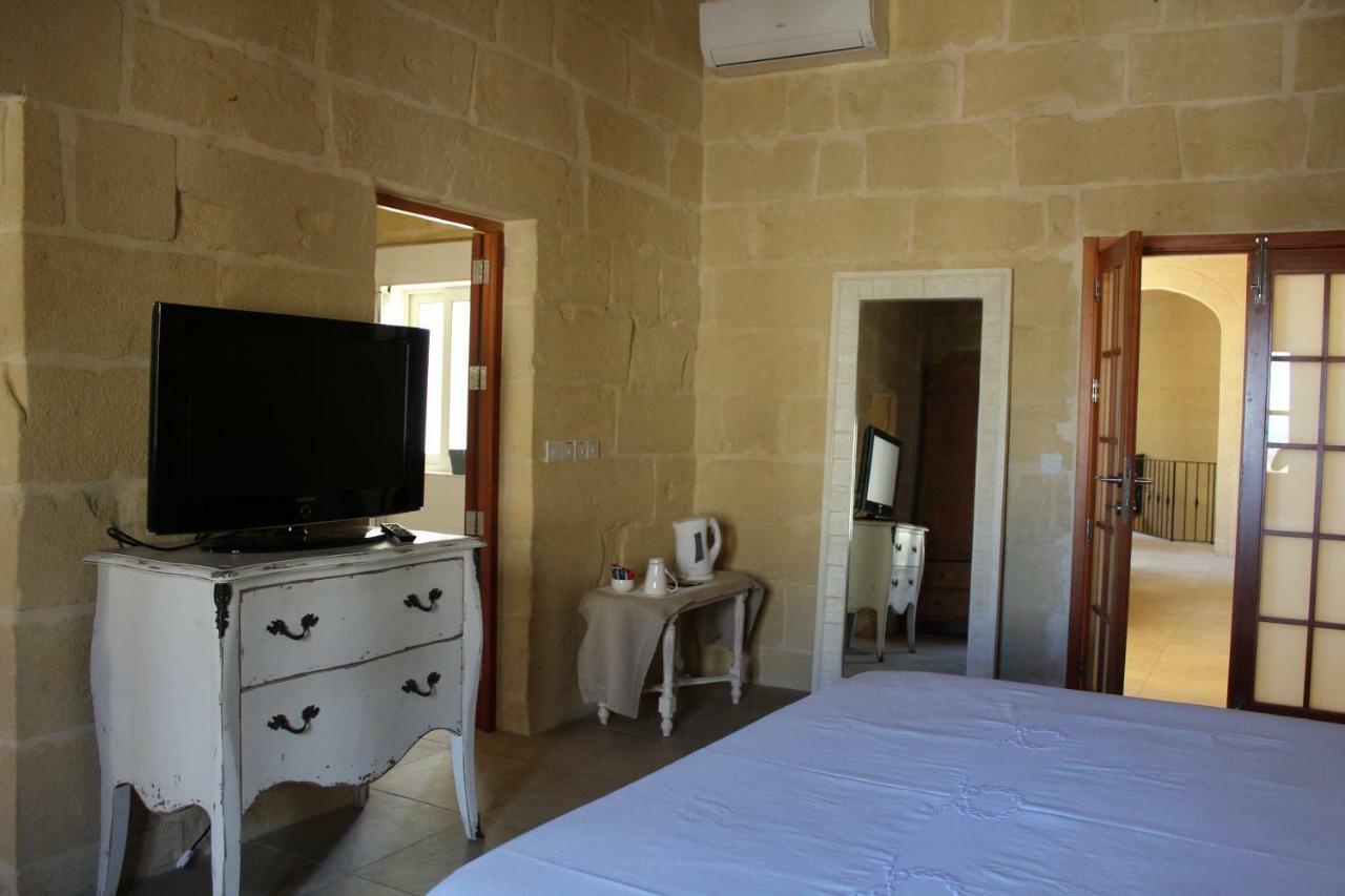 Tonella B&B Mellieħa Екстериор снимка